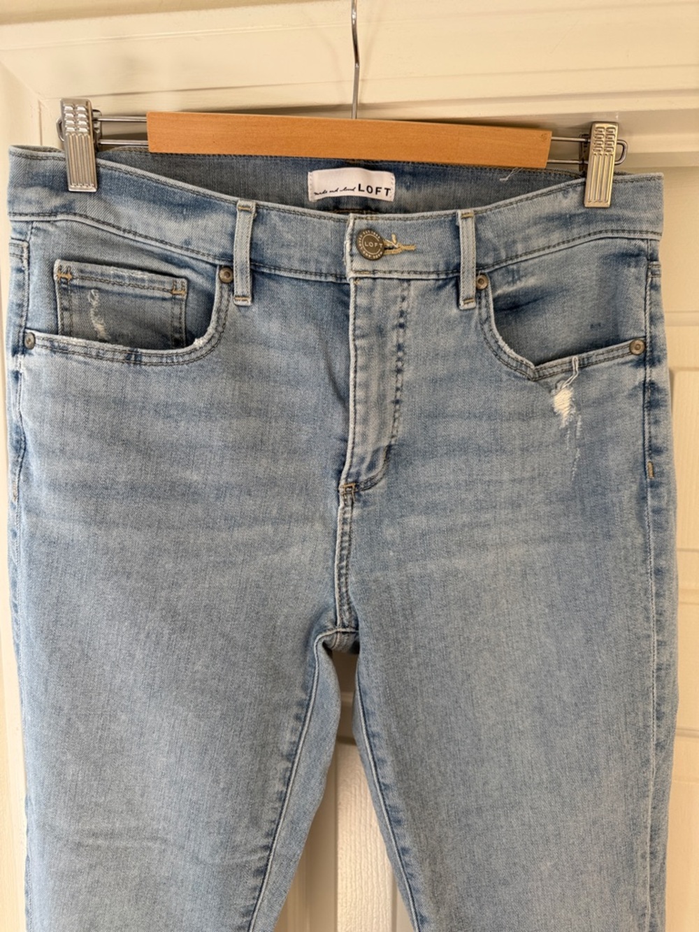 LOFT Light Blue Skinny Jeans - Women's Stretch Denim